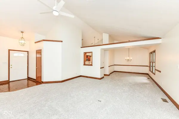 13764 Roswell DR, Carmel, IN 46032