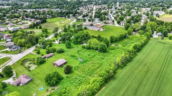 905 S Maple ST, Fortville, IN 46040