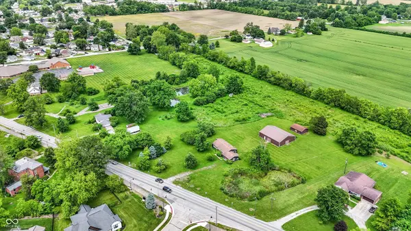 905 S Maple ST, Fortville, IN 46040