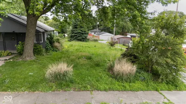 1867 New ST, Indianapolis, IN 46203
