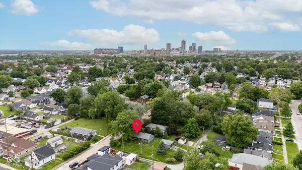 1867 New ST, Indianapolis, IN 46203