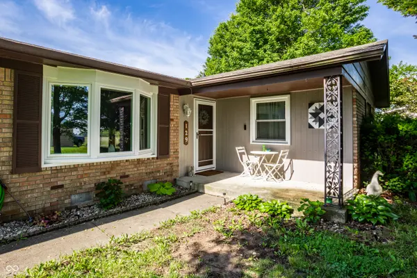 129 W Hickory DR, Greenfield, IN 46140