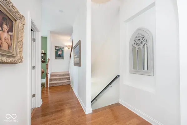 960 Brownstone TRCE, Carmel, IN 46032