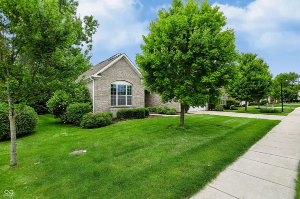7161 W Mayer DR, Greenfield, IN 46140
