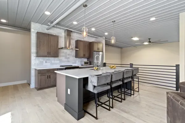 17745 Motor District CIR #20, Westfield, IN 46074