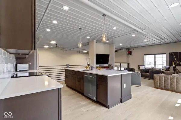 17745 Motor District CIR #20, Westfield, IN 46074