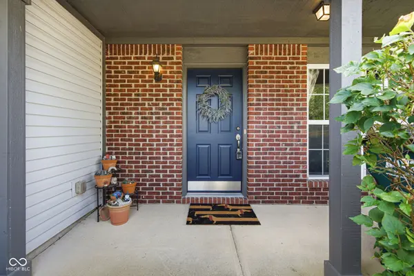 1283 Yellowstone WAY, Franklin, IN 46131