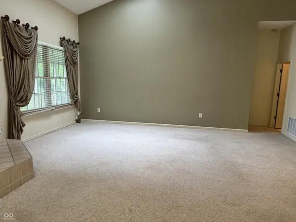17934 Village Way N, Noblesville, IN 46062