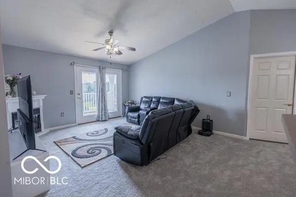 6239 Amber Creek LN #312, Indianapolis, IN 46237