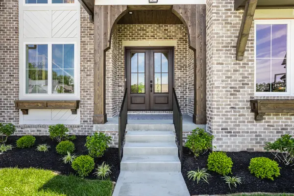 11753 Ansley CT, Zionsville, IN 46077