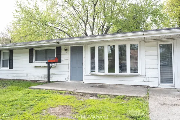 5925 Sunwood DR, Indianapolis, IN 46224