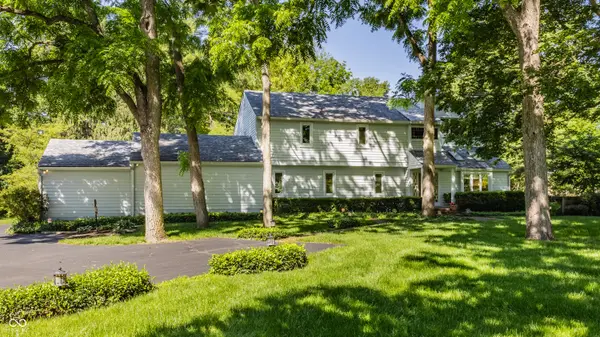4865 Briarwood CT, Carmel, IN 46033