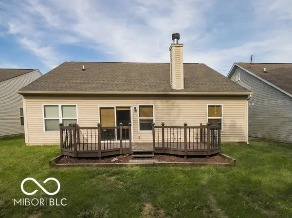 1650 Bridgecreek XING, Greenwood, IN 46143