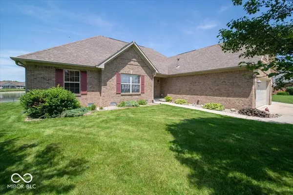 4838 W Cedar Creek PL, New Palestine, IN 46163