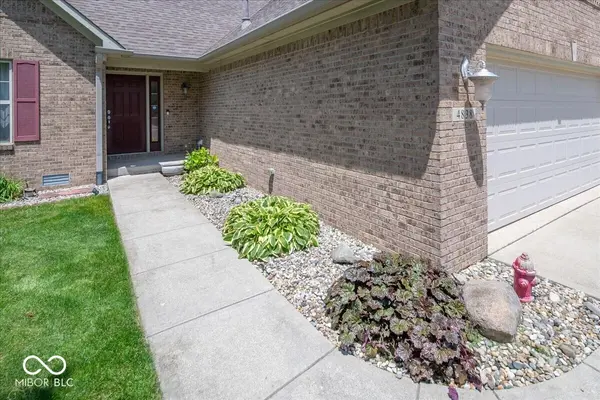 4838 W Cedar Creek PL, New Palestine, IN 46163