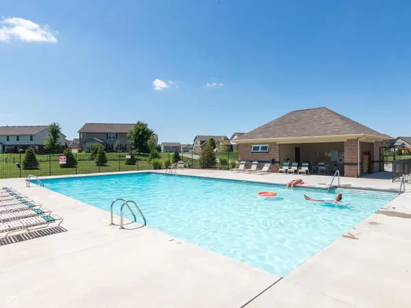 5583 W Port DR, Mccordsville, IN 46055