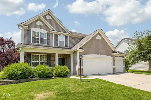 5836 Monticello Square LN, Indianapolis, IN 46234