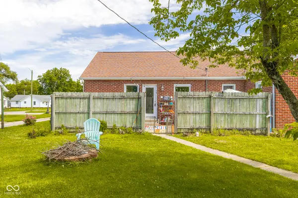 2411 Ohio AVE, Columbus, IN 47201