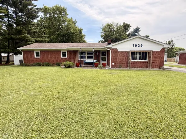 1929 N Avon AVE, Avon, IN 46123