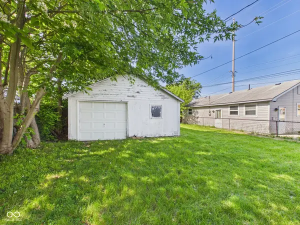 705 E 27th ST, Anderson, IN 46016
