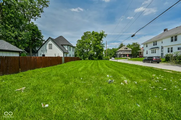 1520 Samoa ST, Indianapolis, IN 46201