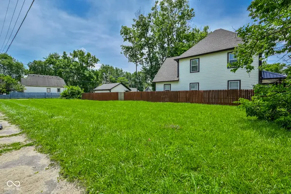 1520 Samoa ST, Indianapolis, IN 46201