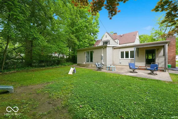 300 S Shady LN, Muncie, IN 47304