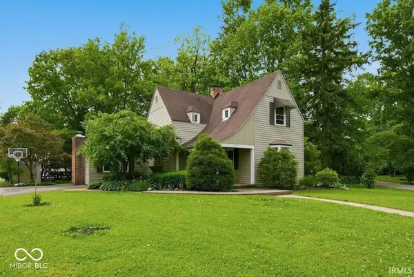 300 S Shady LN, Muncie, IN 47304