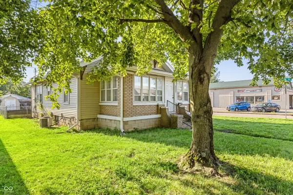 1903 Central AVE, Columbus, IN 47201