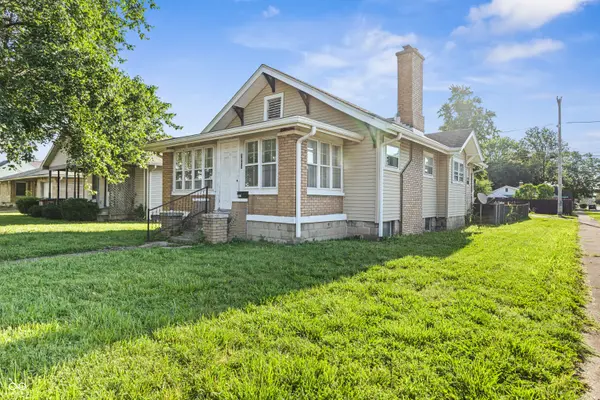 1903 Central AVE, Columbus, IN 47201