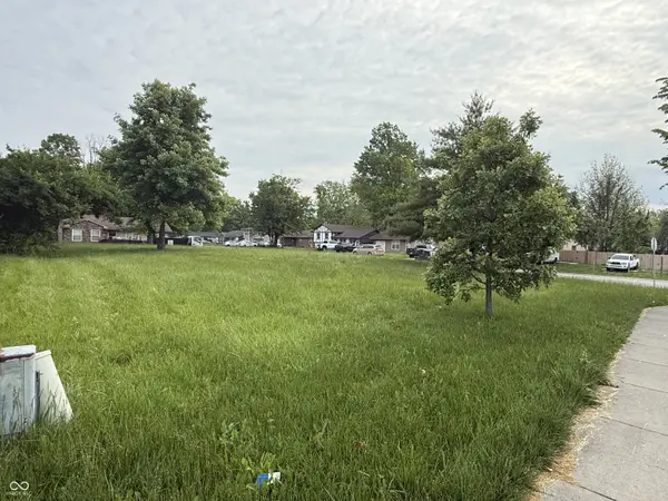 9427 Big Ben CIR, Indianapolis, IN 46235