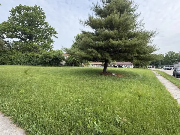 9427 Big Ben CIR, Indianapolis, IN 46235