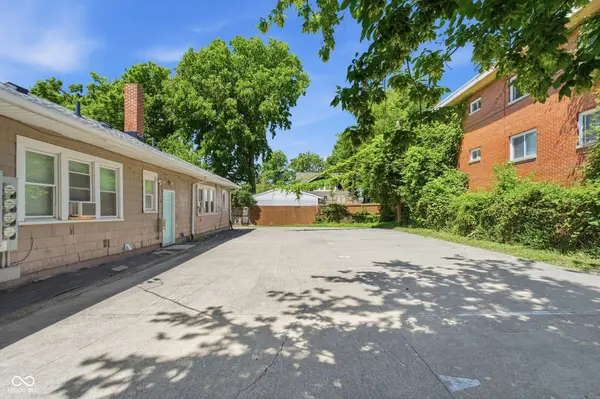 5724 Julian AVE, Indianapolis, IN 46219
