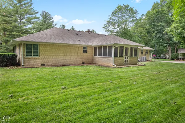 8114 Black Oak DR, Plainfield, IN 46168