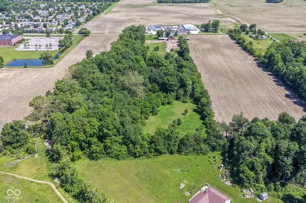 8275 E 216th ST, Cicero, IN 46034