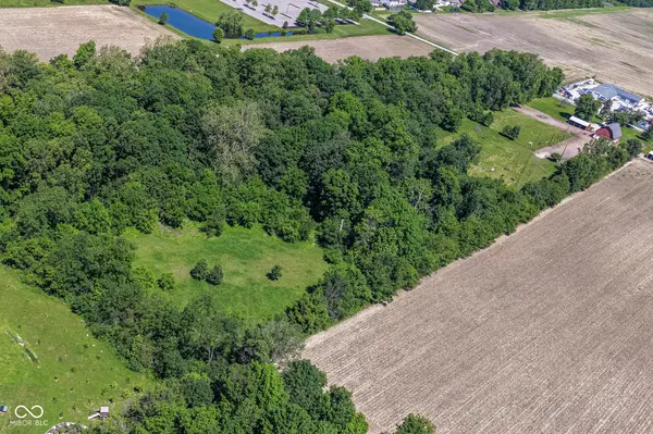 8275 E 216th ST, Cicero, IN 46034