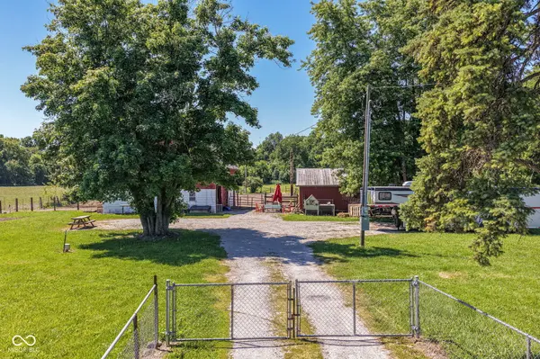 8275 E 216th ST, Cicero, IN 46034