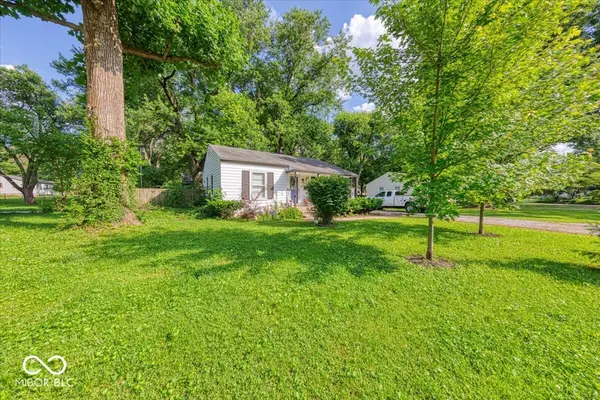 7031 Caroline AVE, Indianapolis, IN 46220