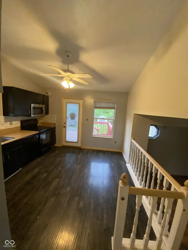 4817 Shadow Pointe DR, Indianapolis, IN 46254