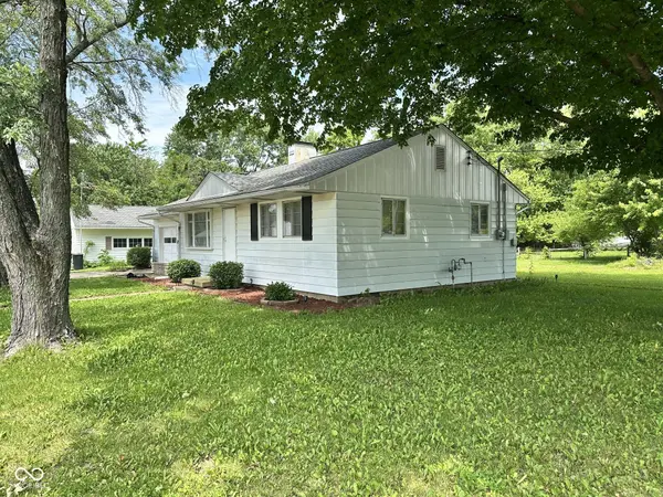 2 W Tilden DR, Brownsburg, IN 46112