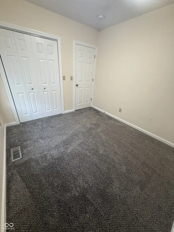 1102 Myrtle AVE, Frankfort, IN 46041