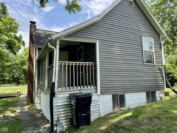9852 N Knightsville Crawford ST, Brazil, IN 47834