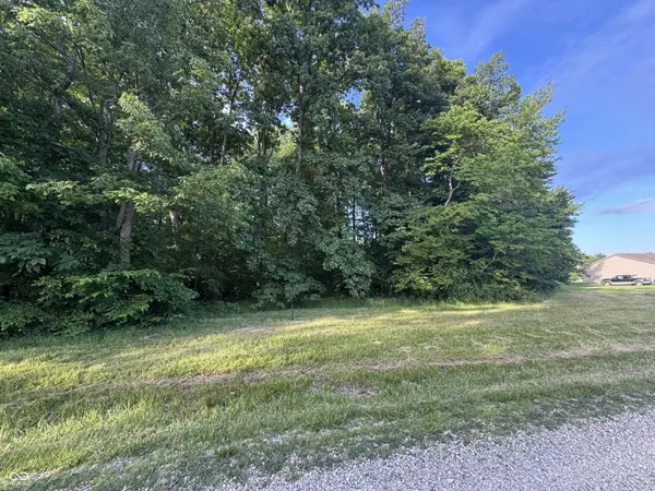 1014 E Allegheny TRL, Greensburg, IN 47240