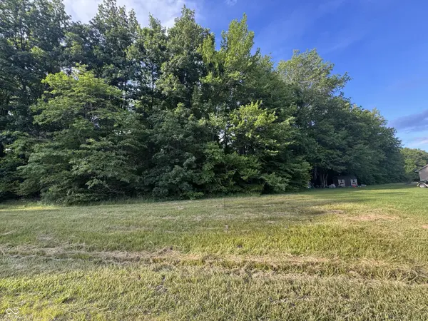 1014 E Allegheny TRL, Greensburg, IN 47240