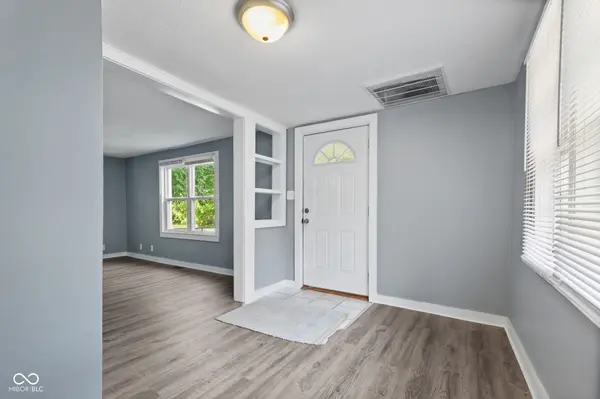 225 S 2nd AVE, Beech Grove, IN 46107