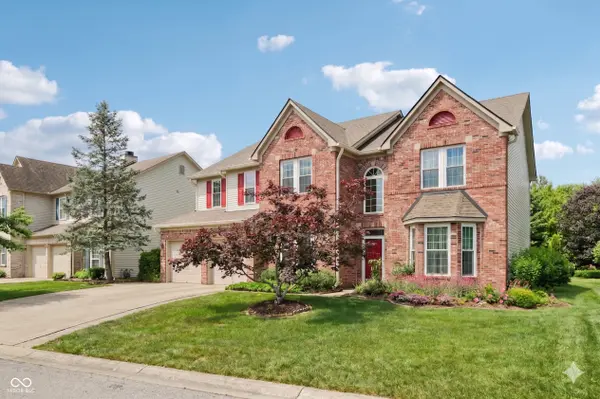 9654 Avenel CT, Carmel, IN 46032