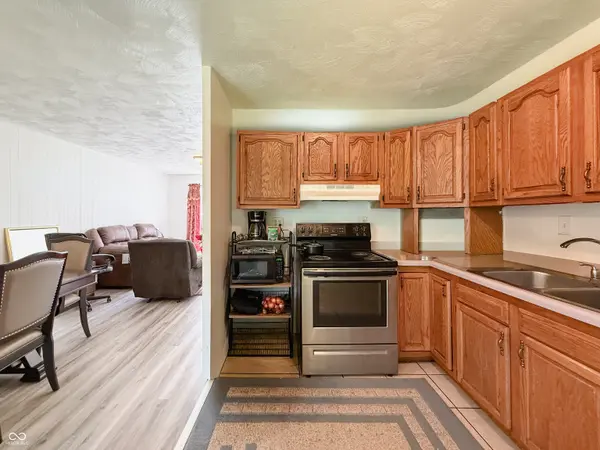 4107 Eisenhower DR, Indianapolis, IN 46254