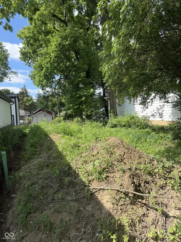 1225 W 33rd ST, Indianapolis, IN 46208