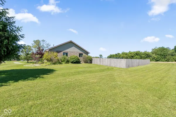 1802 N Ewing ST, Seymour, IN 47274