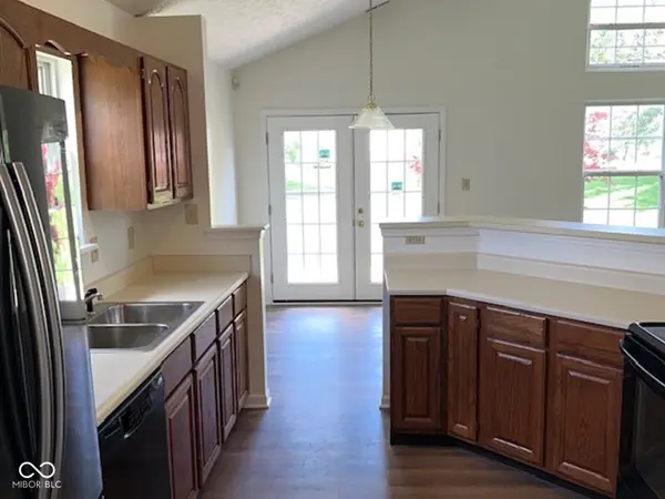 4815 Quail Crescent CT, Indianapolis, IN 46254
